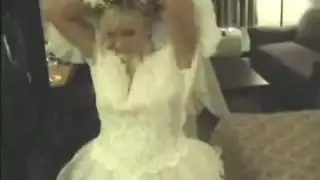 Kinky bride gets rid of wedding dress for sucking a tasty hot tool